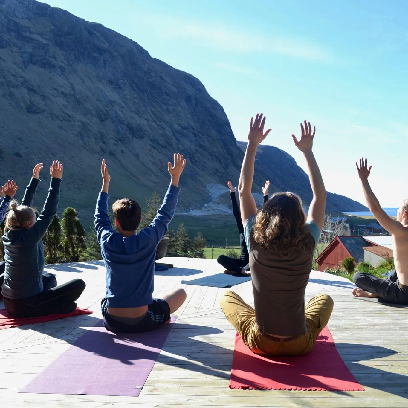 17991662_1402018506485260_6240621010292269066_o-aspect-ratio-1-1